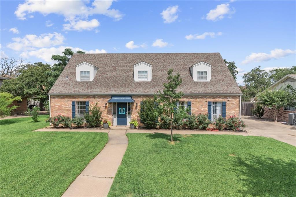 2507 Memorial Drive - Photo 1