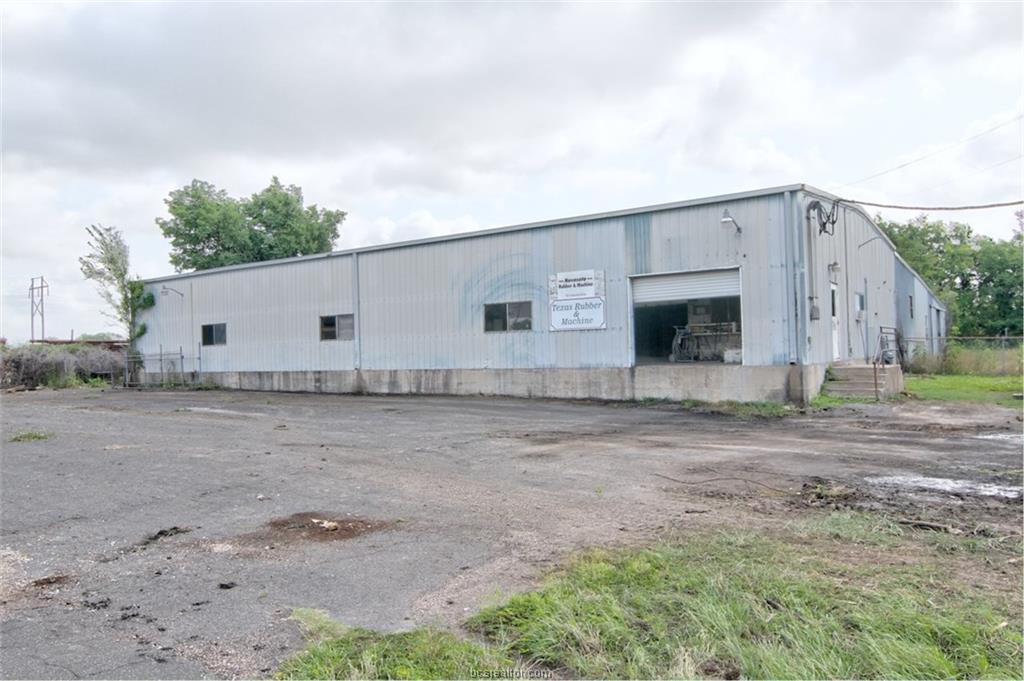 9507 Industrial Drive - Photo 1