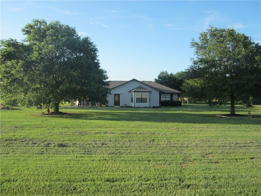 1611 Fm 2446 - Photo 1