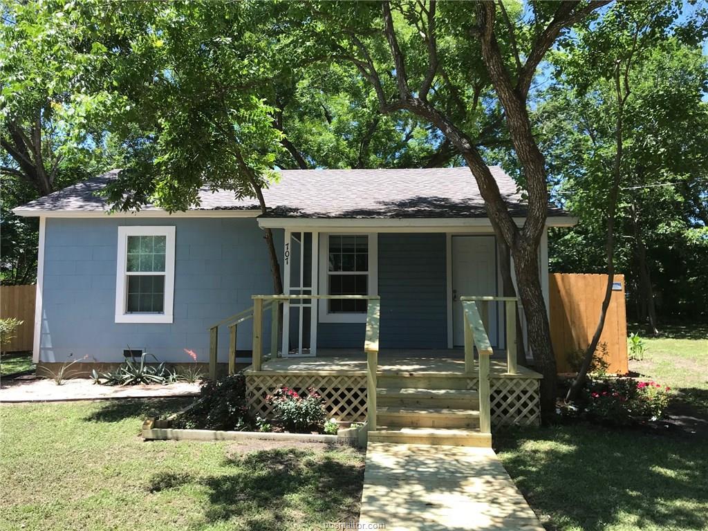 707 Banks - Photo 1