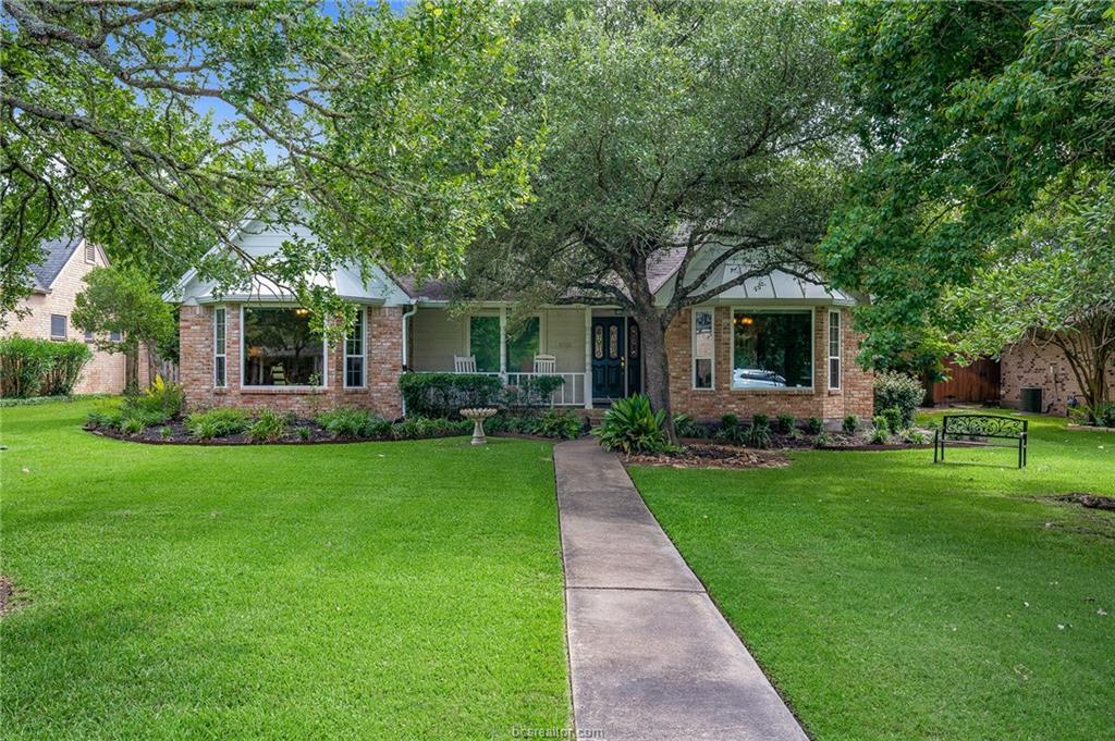 8702 Chippendale Street - Photo 1