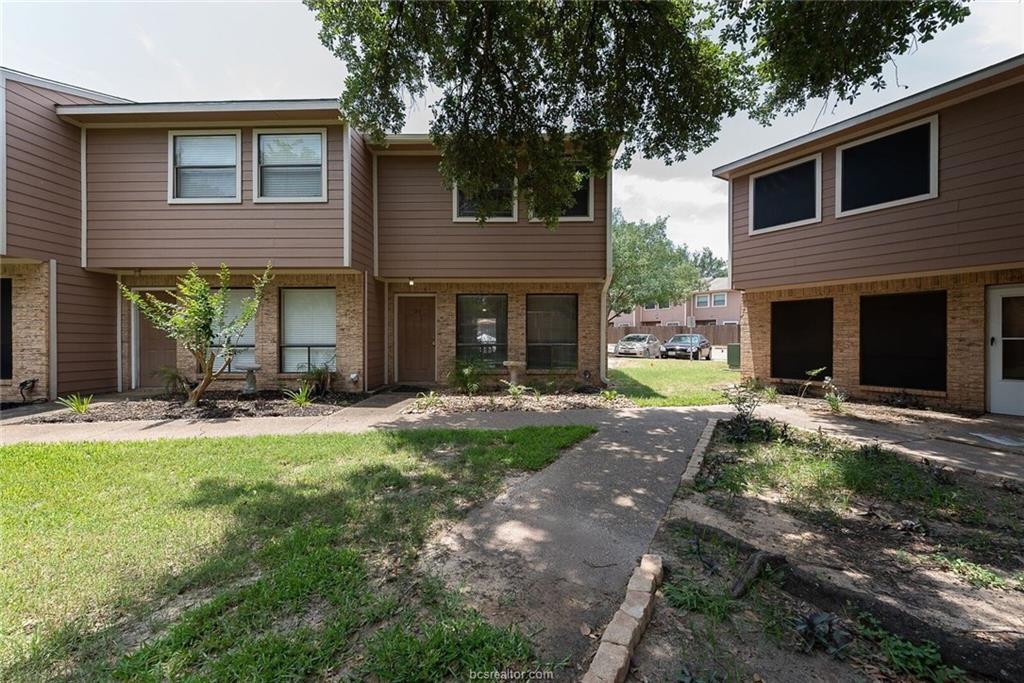2807 Wildflower Drive - Photo 1