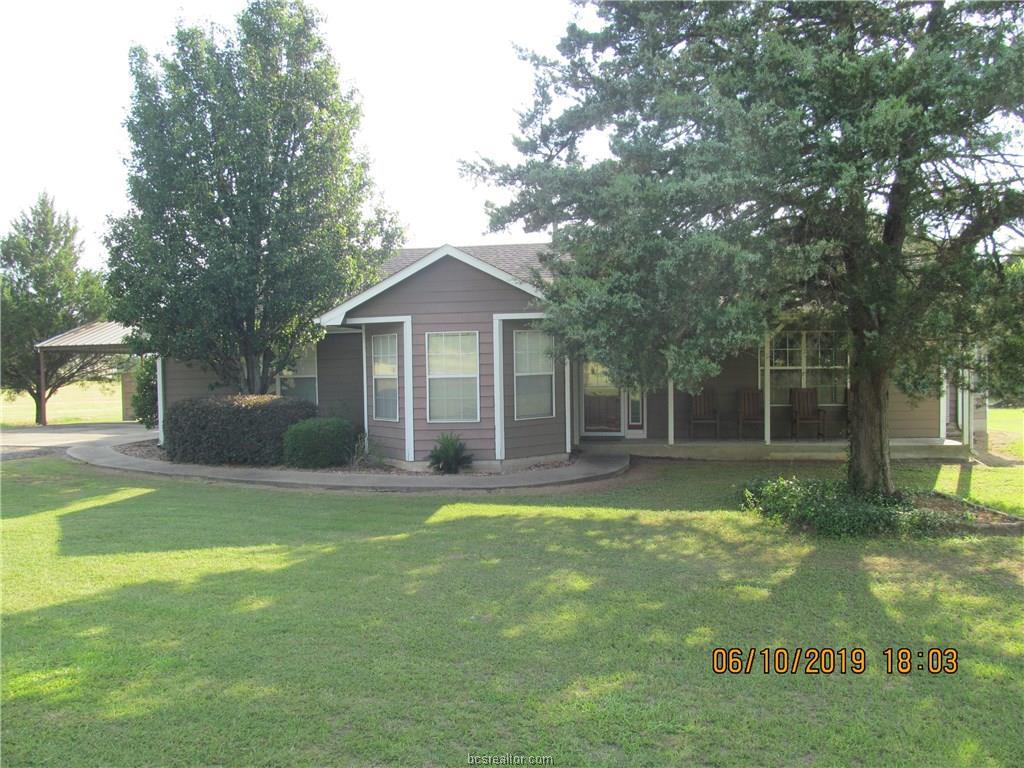 1987 Hwy 75 - Photo 1