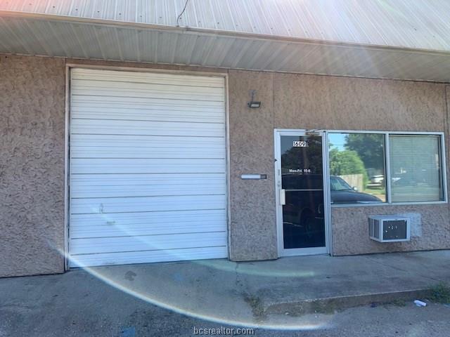 1609 Cavitt - Photo 1