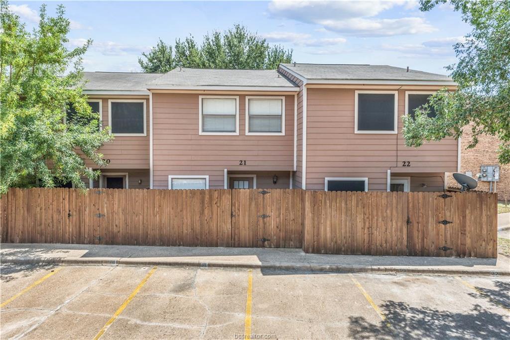 2807 Wildflower Drive - Photo 1