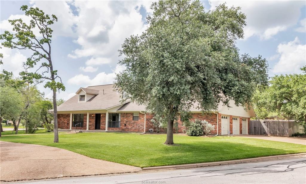 4717 Williamsburg Drive - Photo 1