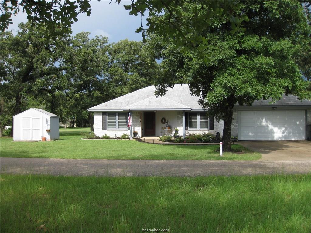 16 Patio Drive - Photo 1