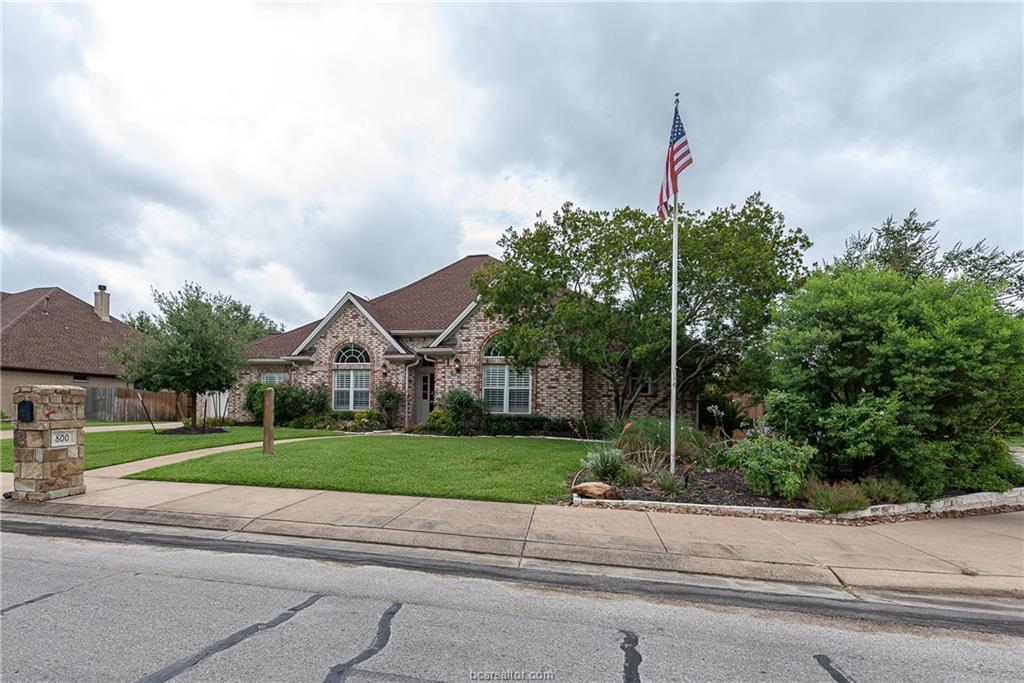 800 Pine Valley Drive - Photo 1