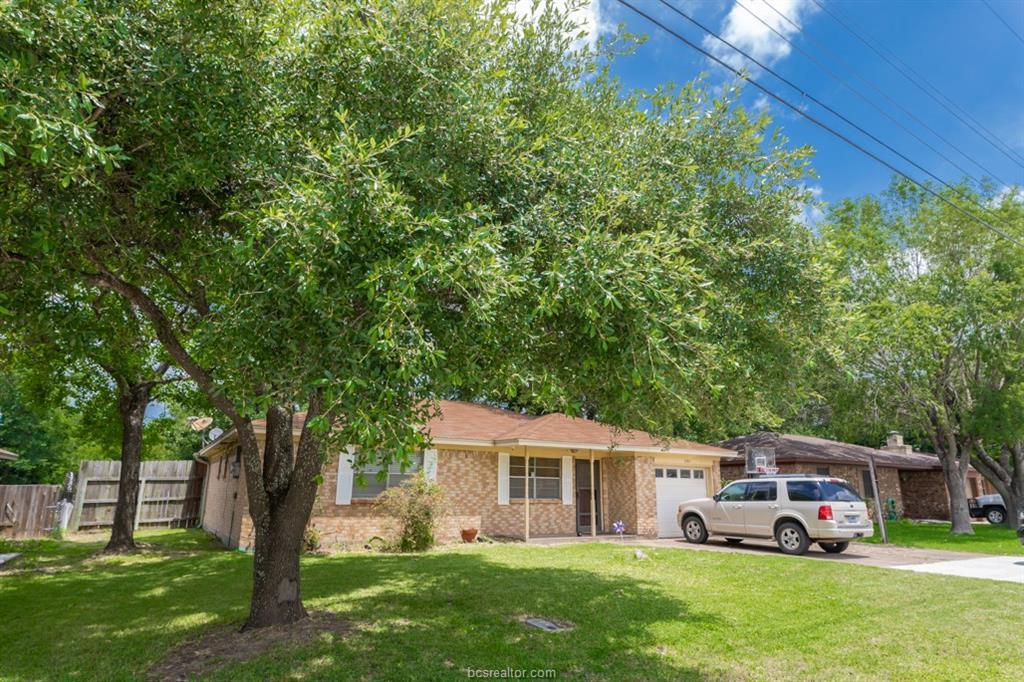 3211 Wilkes Street - Photo 1