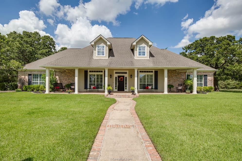 9505 Twelve Oaks - Photo 1