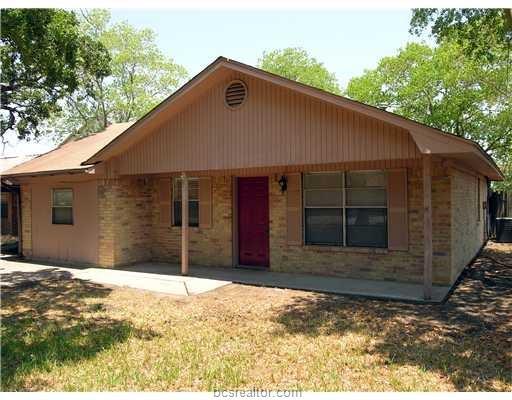 3203 Heatherwood Drive - Photo 1