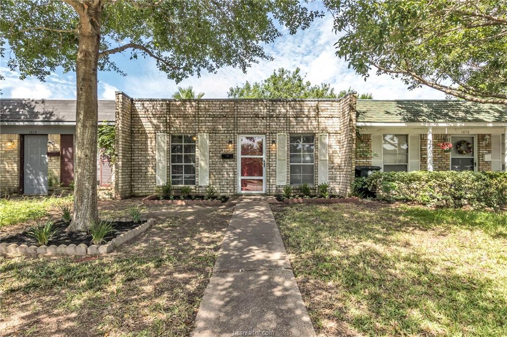1612 Leona Drive - Photo 1
