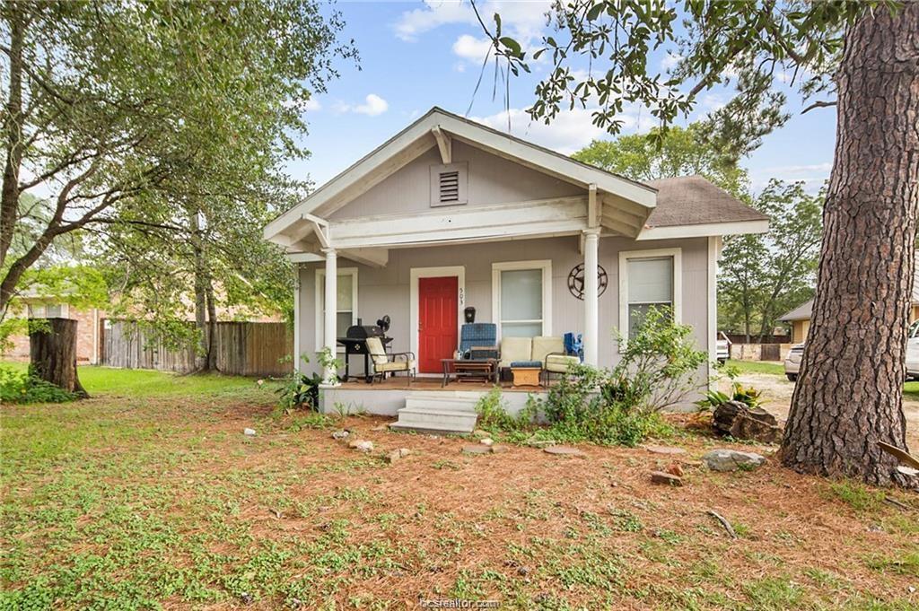 503 Dexter Drive - Photo 1