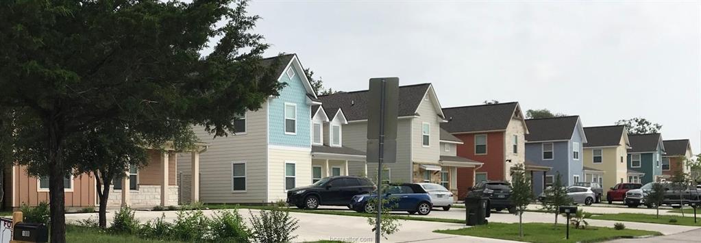 110-124 Waverly Drive - Photo 1
