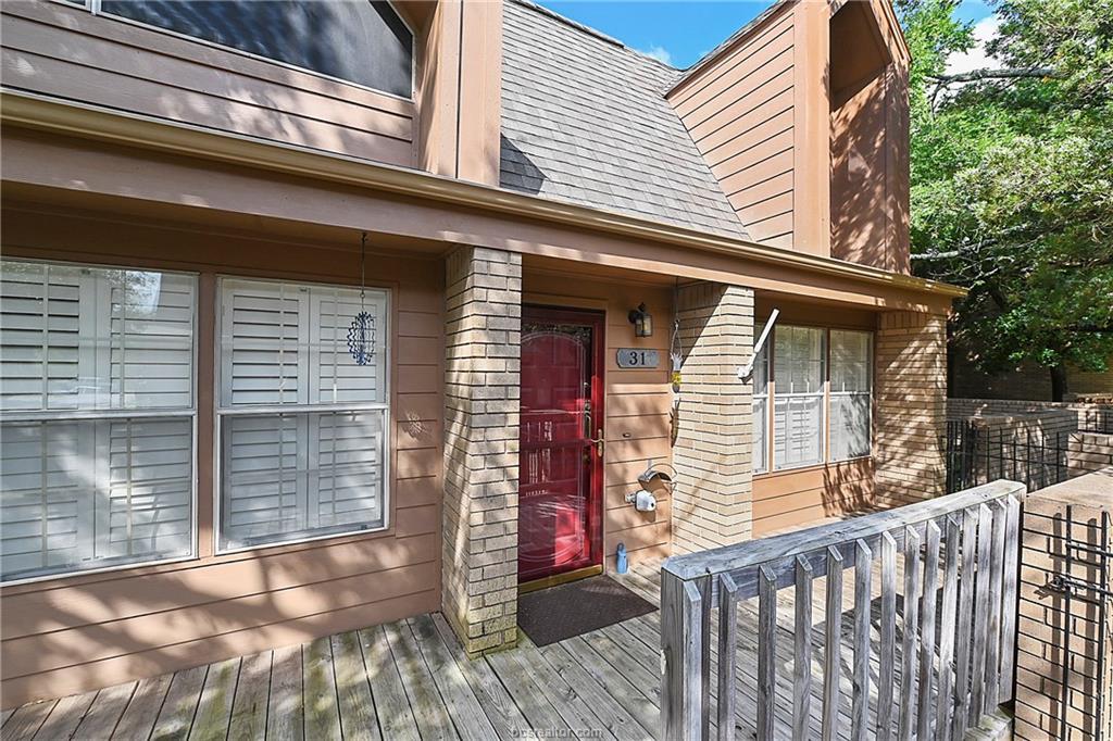 3122 Camelot Drive - Photo 1