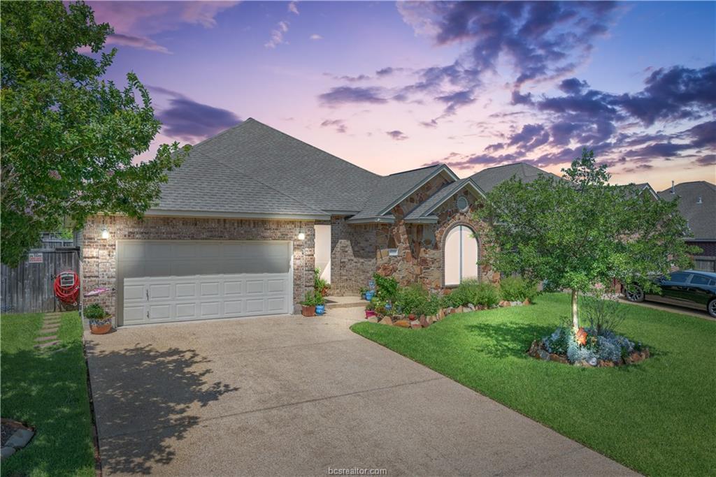 4013 Reatta Lane - Photo 1