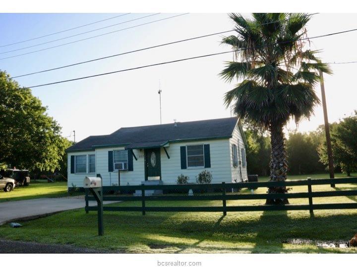 507 Woodrow Jackson Drive - Photo 1