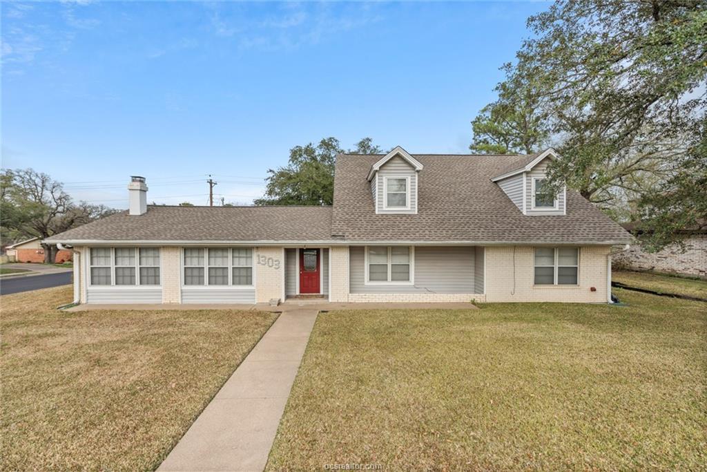 1303 Langford Street - Photo 1