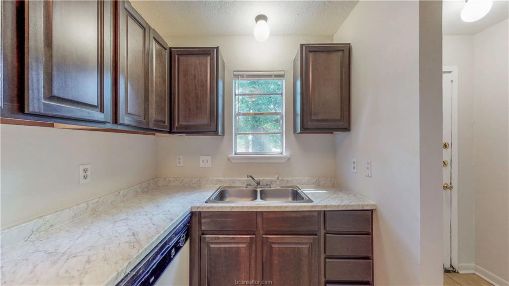 918 Navarro Drive - Photo 1