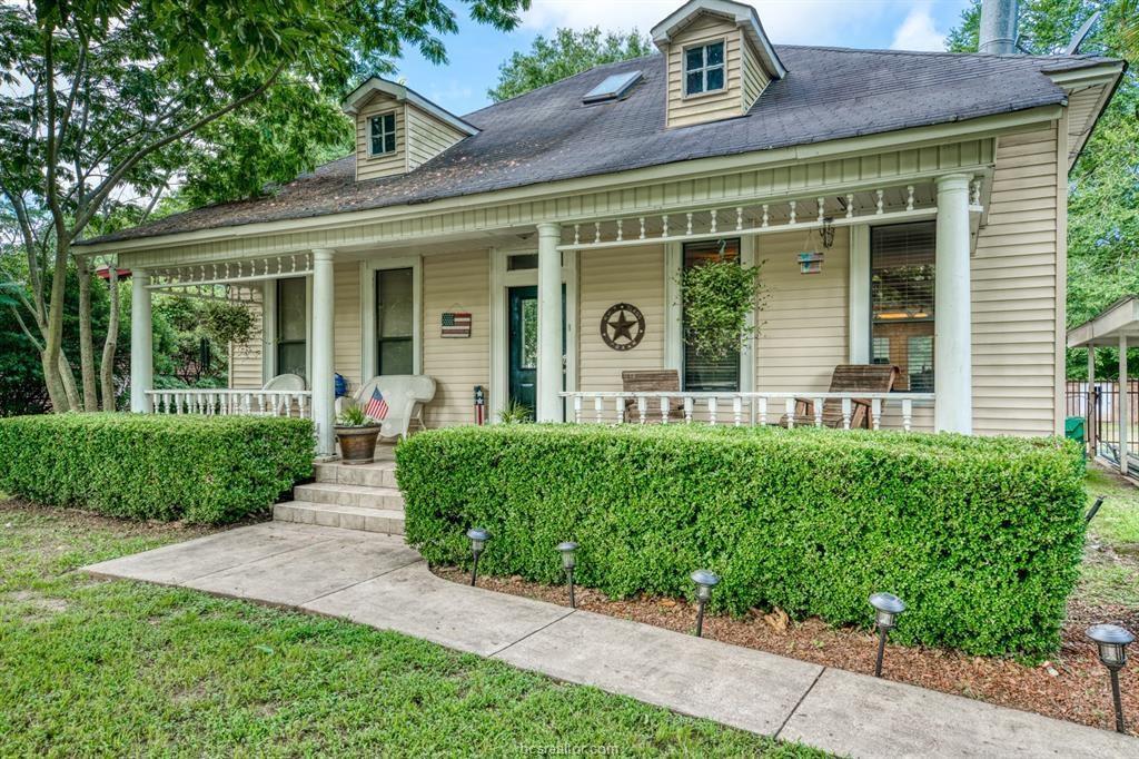 503 5th Street - Photo 1