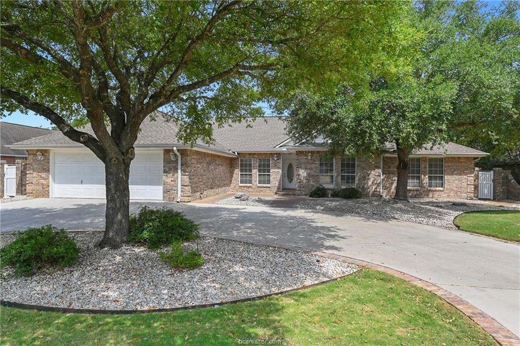 705 Willow Loop - Photo 1