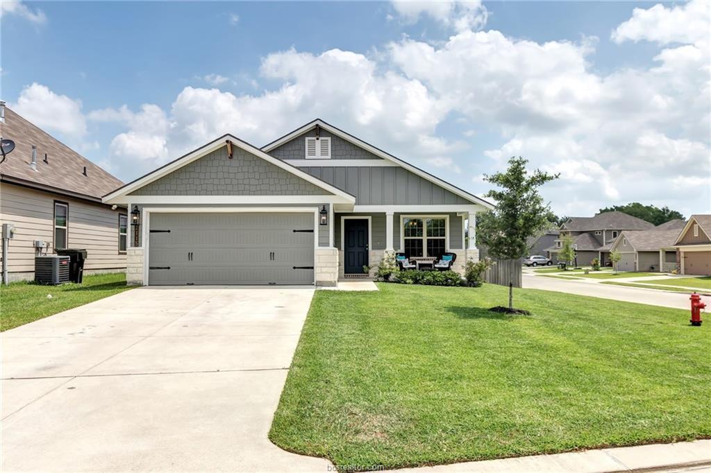2115 Naples Way - Photo 1