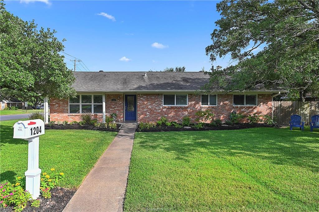 1204 Pershing Drive - Photo 1