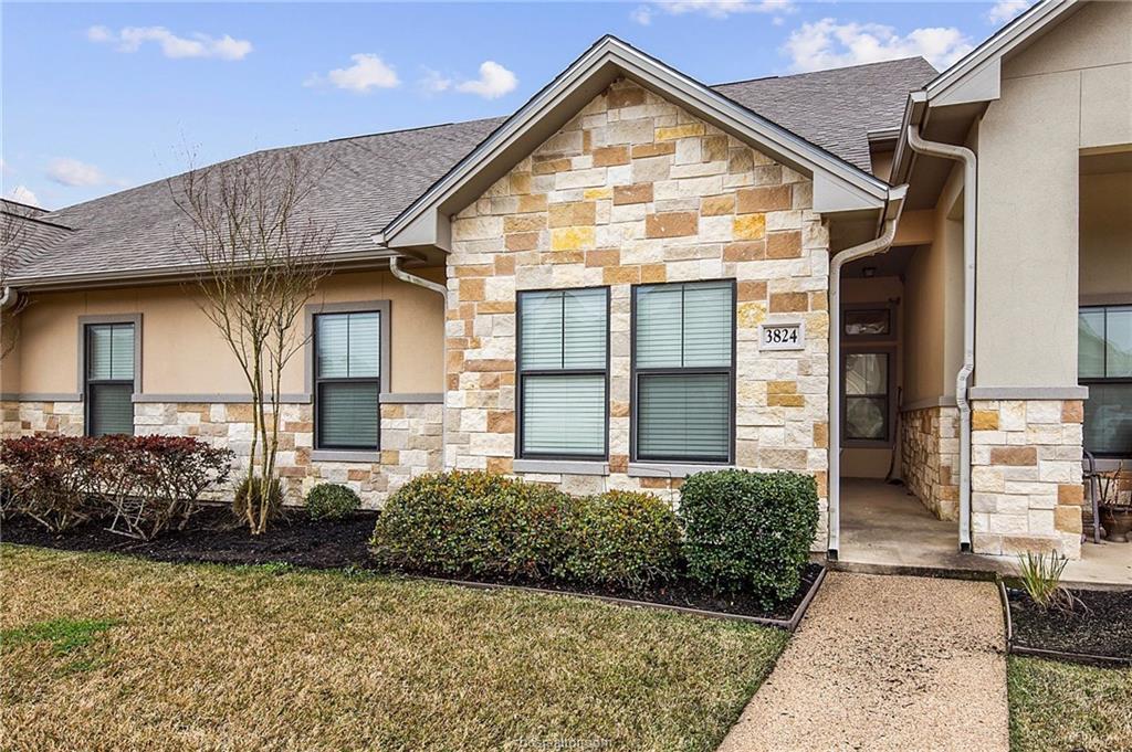 3824 Blackhawk Lane - Photo 1