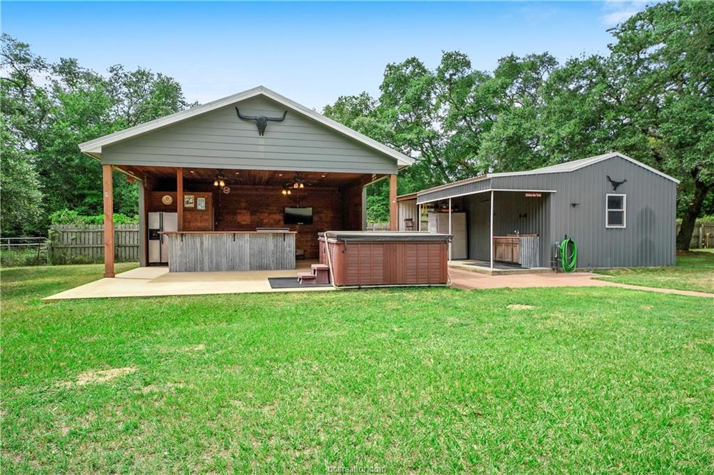 1000 Heiman Luedke Lane - Photo 1