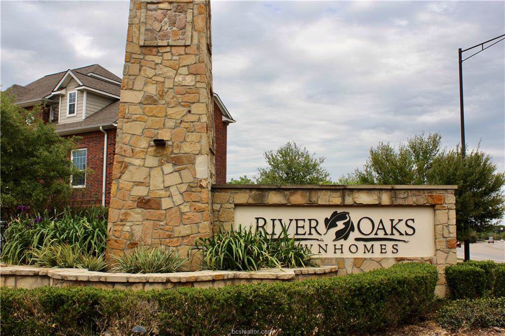 305 Holleman Drive - Photo 1