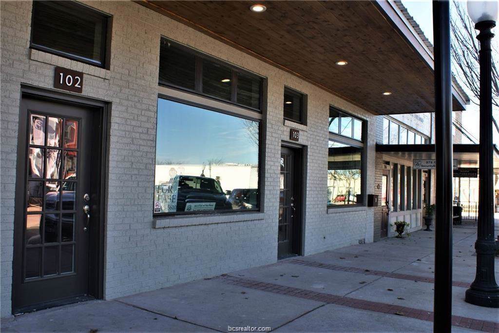 212 Bryan - Photo 1