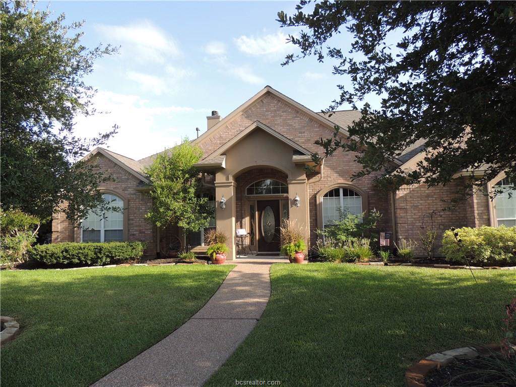 806 Royal Adelade Drive - Photo 1