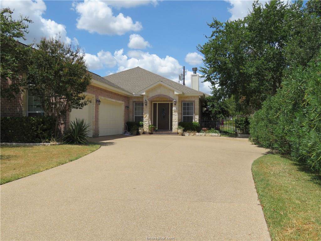 2622 Lochinvar Lane - Photo 1