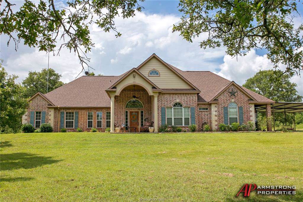 4633 County Road 310 - Photo 1