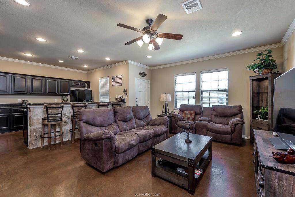 435 Momma Bear Drive - Photo 1