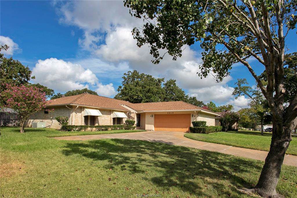 2810 Adrienne Drive - Photo 1