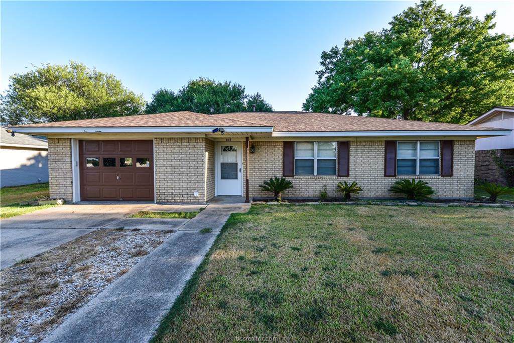 806 Dillard Street - Photo 1