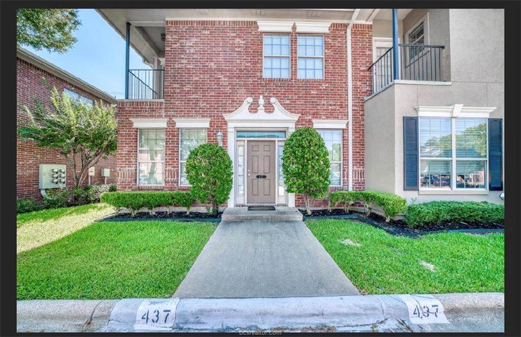 437 Forest Drive - Photo 1