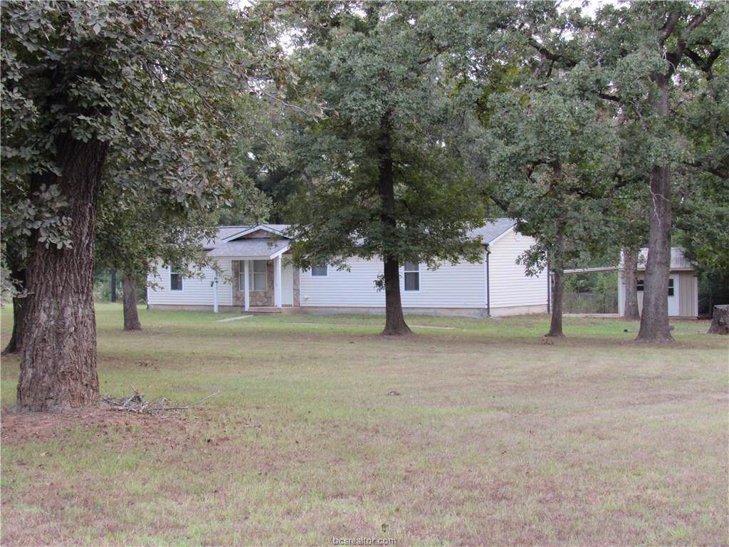 8915 Cobb Branch Road - Photo 1