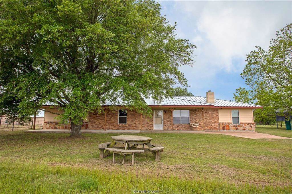 9891 Greenbriar Road - Photo 1