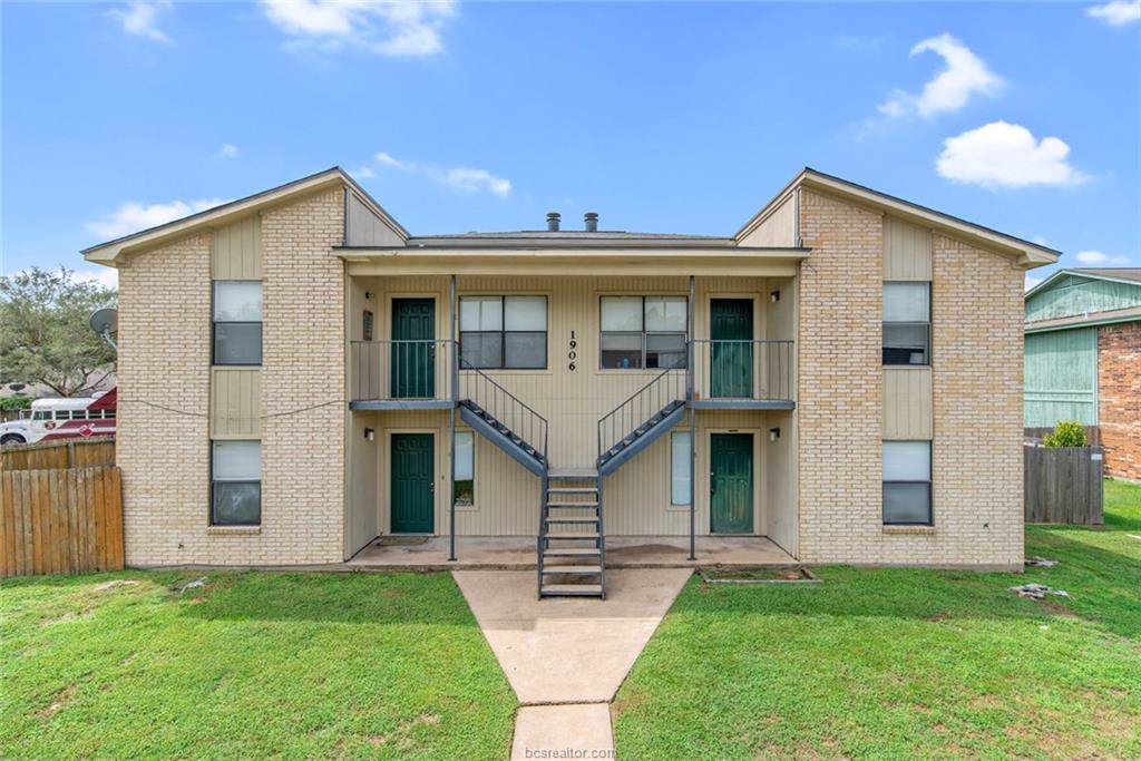1906 Woodsman Drive - Photo 1