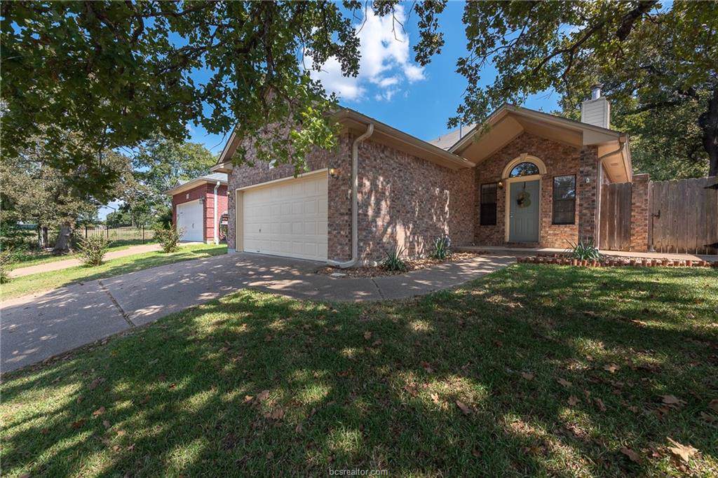 1914 Wilderland Circle - Photo 1