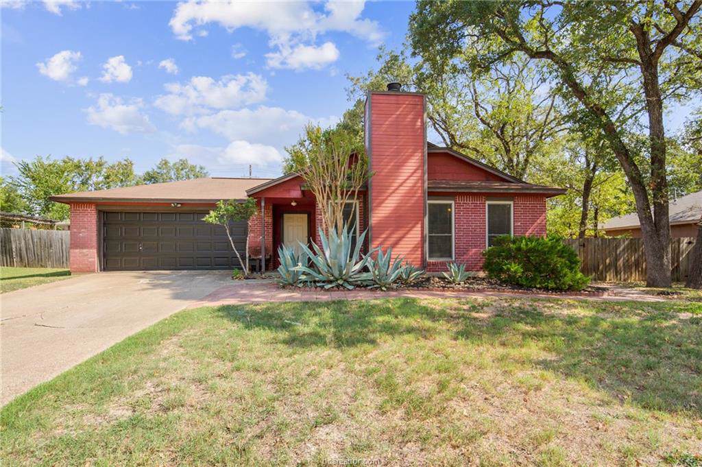 2116 Labrisa Drive - Photo 1