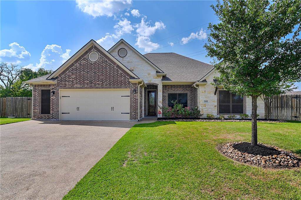 2401 Palm Court - Photo 1