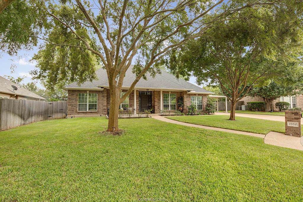 1002 Capistrano Court - Photo 1