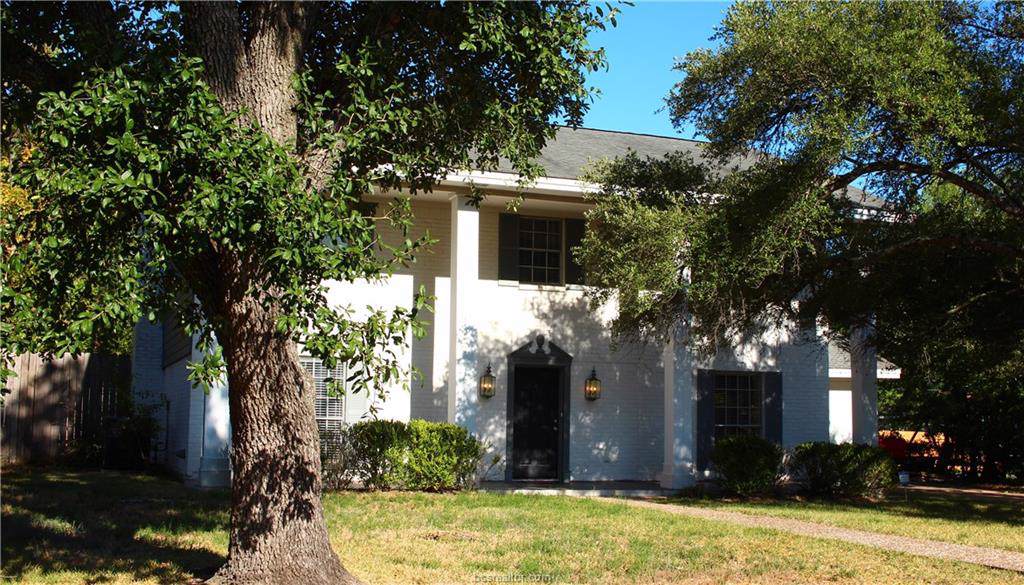 3805 Oak Ridge Drive - Photo 1