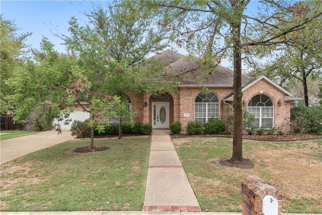 4607 Shoal Creek Drive - Photo 1