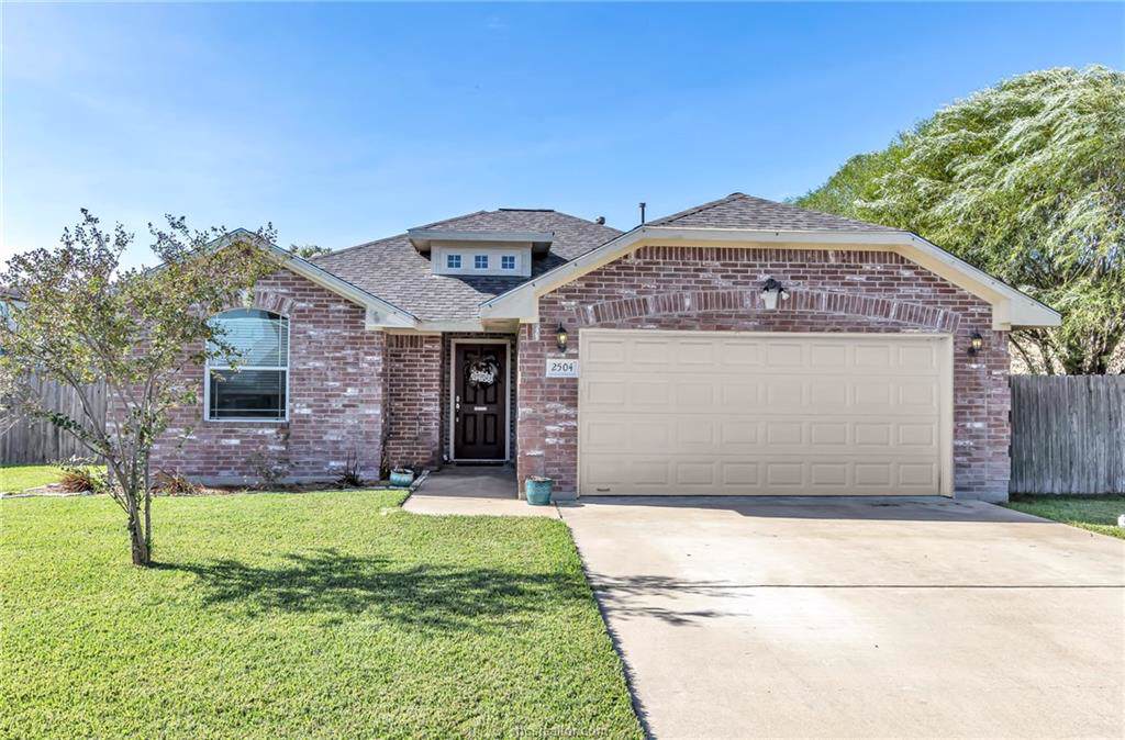 2504 Horse Shoe Drive - Photo 1
