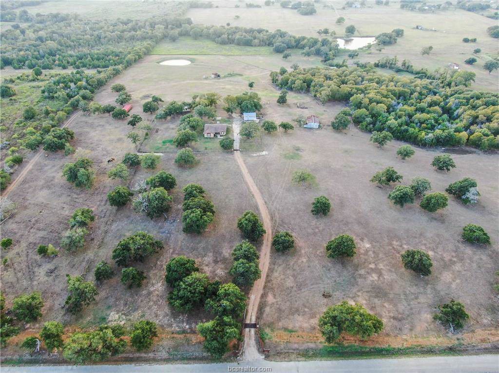 1080 League Line Road - Photo 1