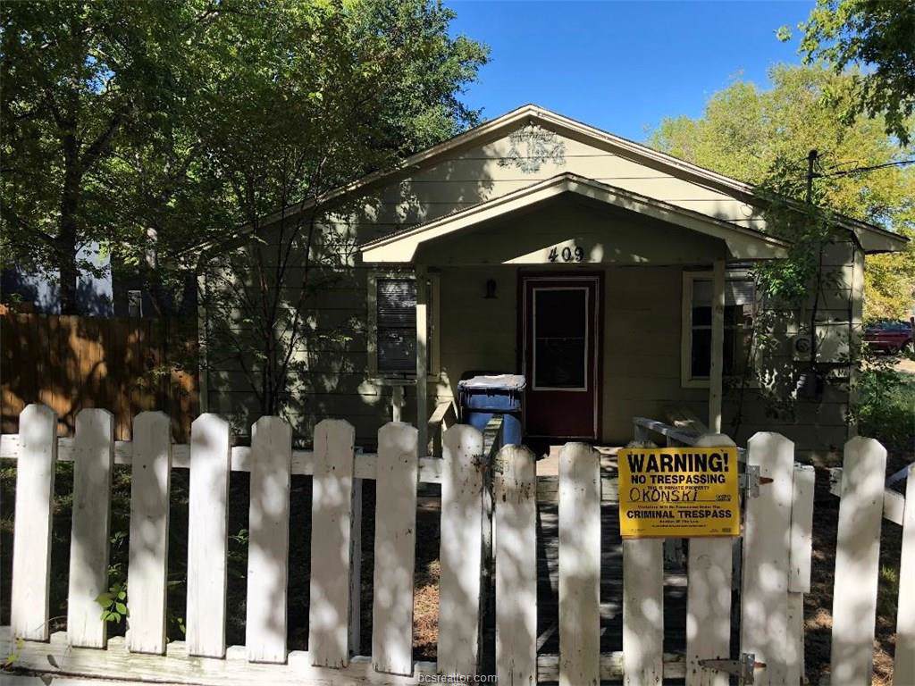 409 Cherry Street - Photo 1